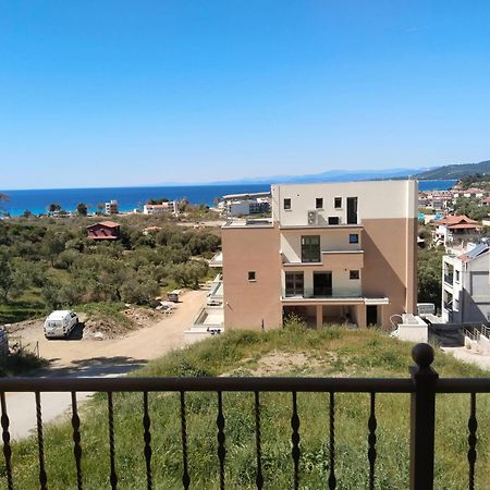 Theasis1 Neos Marmaras Exterior foto