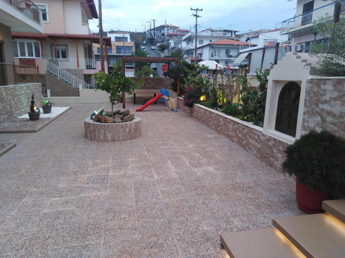 Theasis1 Neos Marmaras Exterior foto